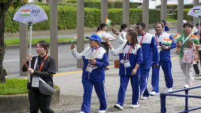 20th-asian-games-indian-delegation-members-in-nagoya.jpg